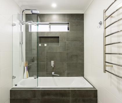 Bathroom-Experience-Gallery-Bigger 5