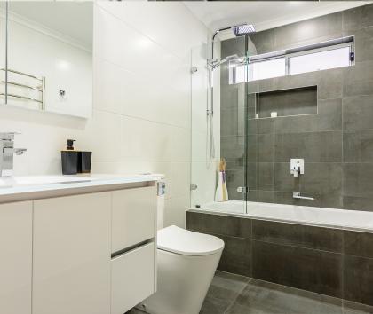 Bathroom-Experience-Gallery-Bigger 8